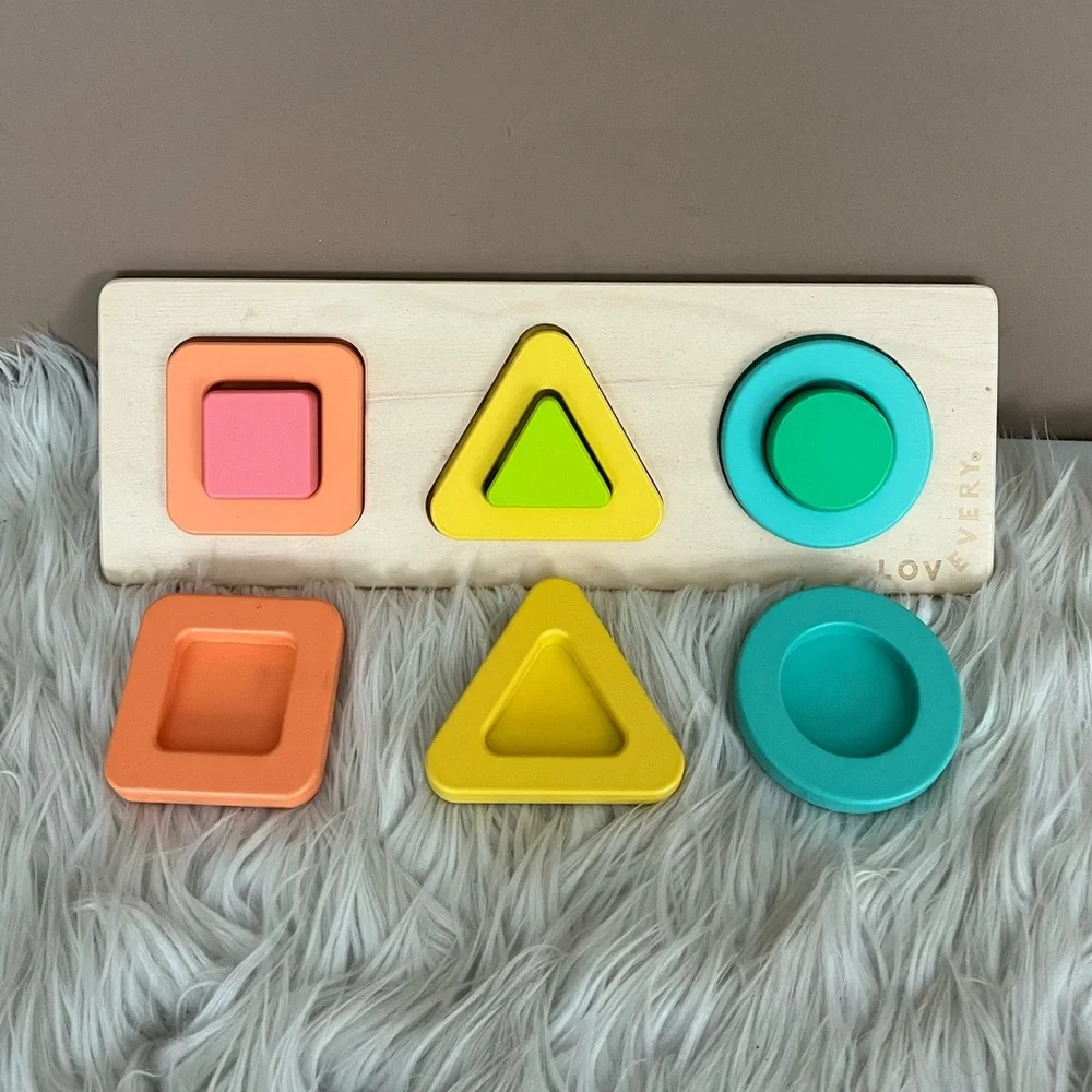 {LOVEVERY} Geo Shapes Puzzle - The Realist Play Kit - Months 19, 20, 21+